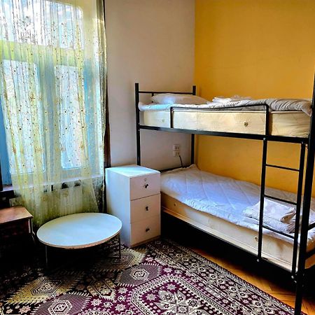 Colors Hostel Tbilisi Eksteriør billede