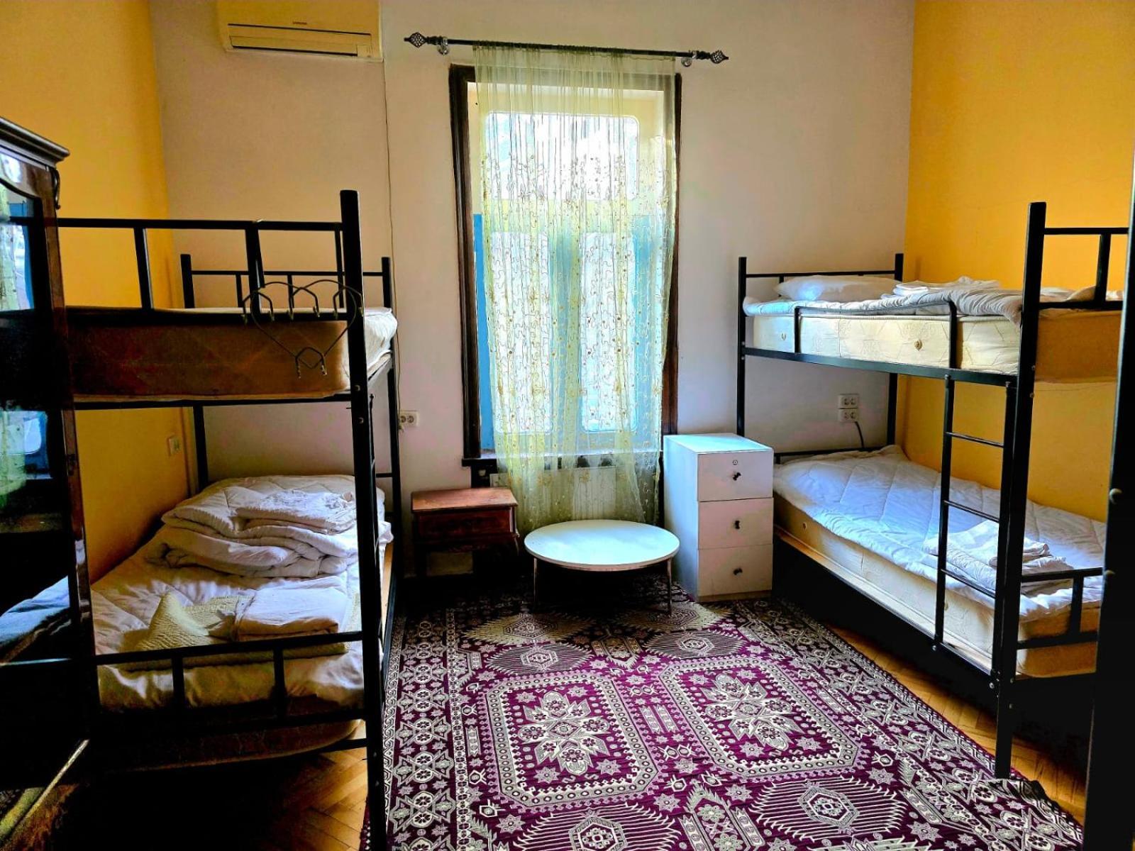 Colors Hostel Tbilisi Eksteriør billede