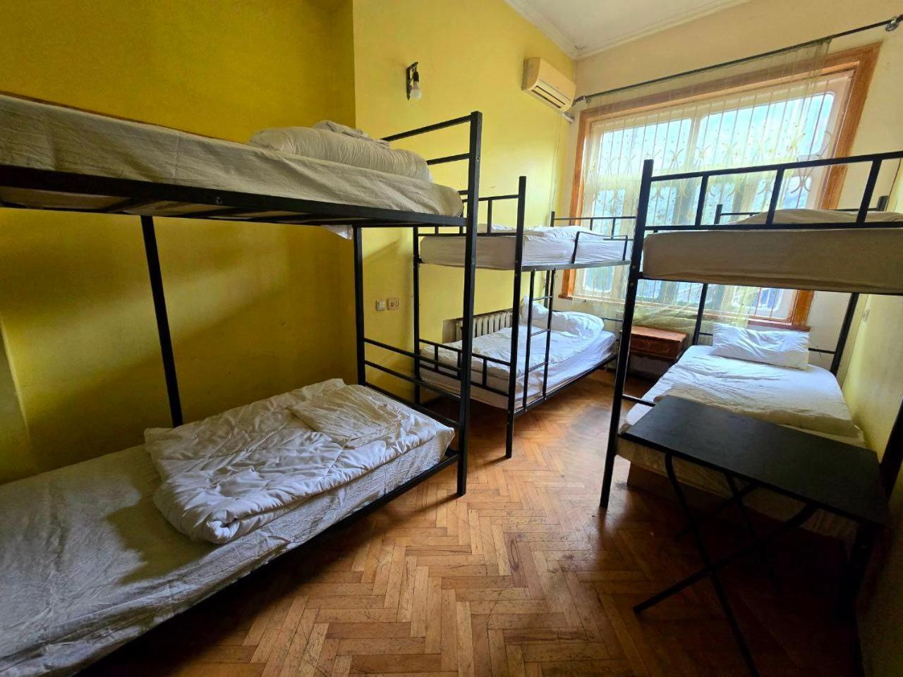 Colors Hostel Tbilisi Eksteriør billede
