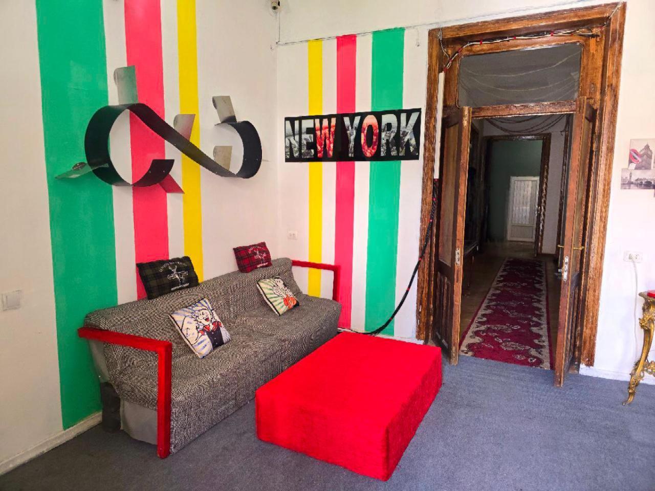 Colors Hostel Tbilisi Eksteriør billede
