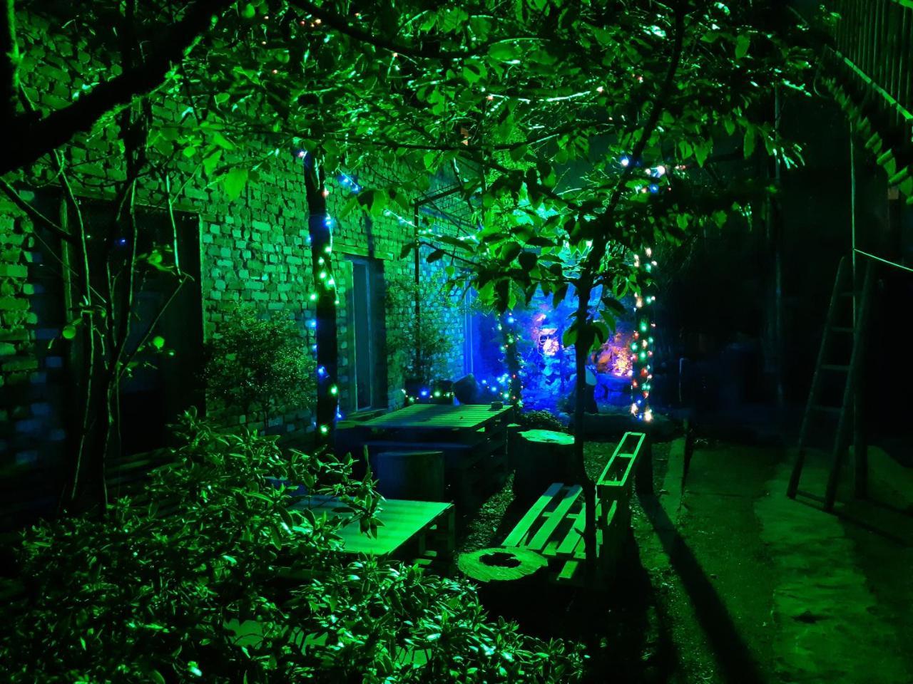 Colors Hostel Tbilisi Eksteriør billede