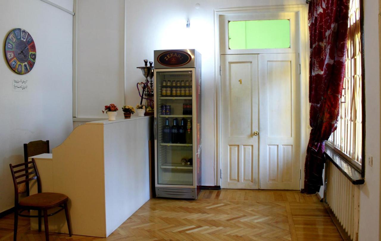Colors Hostel Tbilisi Eksteriør billede