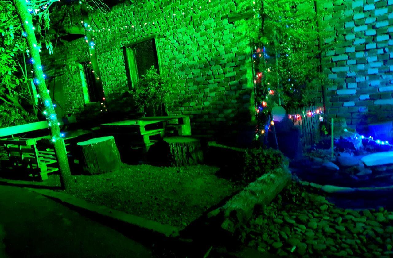 Colors Hostel Tbilisi Eksteriør billede